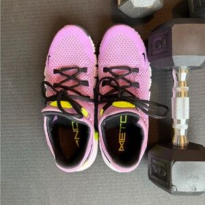 Nike Metcon Lavender Training Sneakers